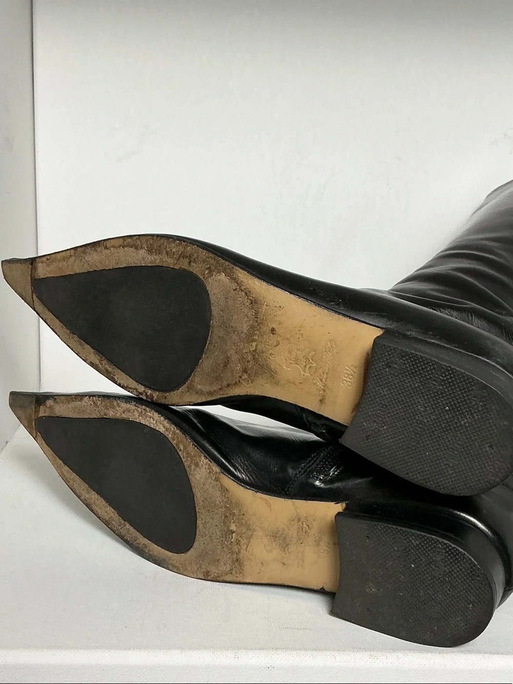 Vintage Mare Classic Black  Pointed Leather Boots